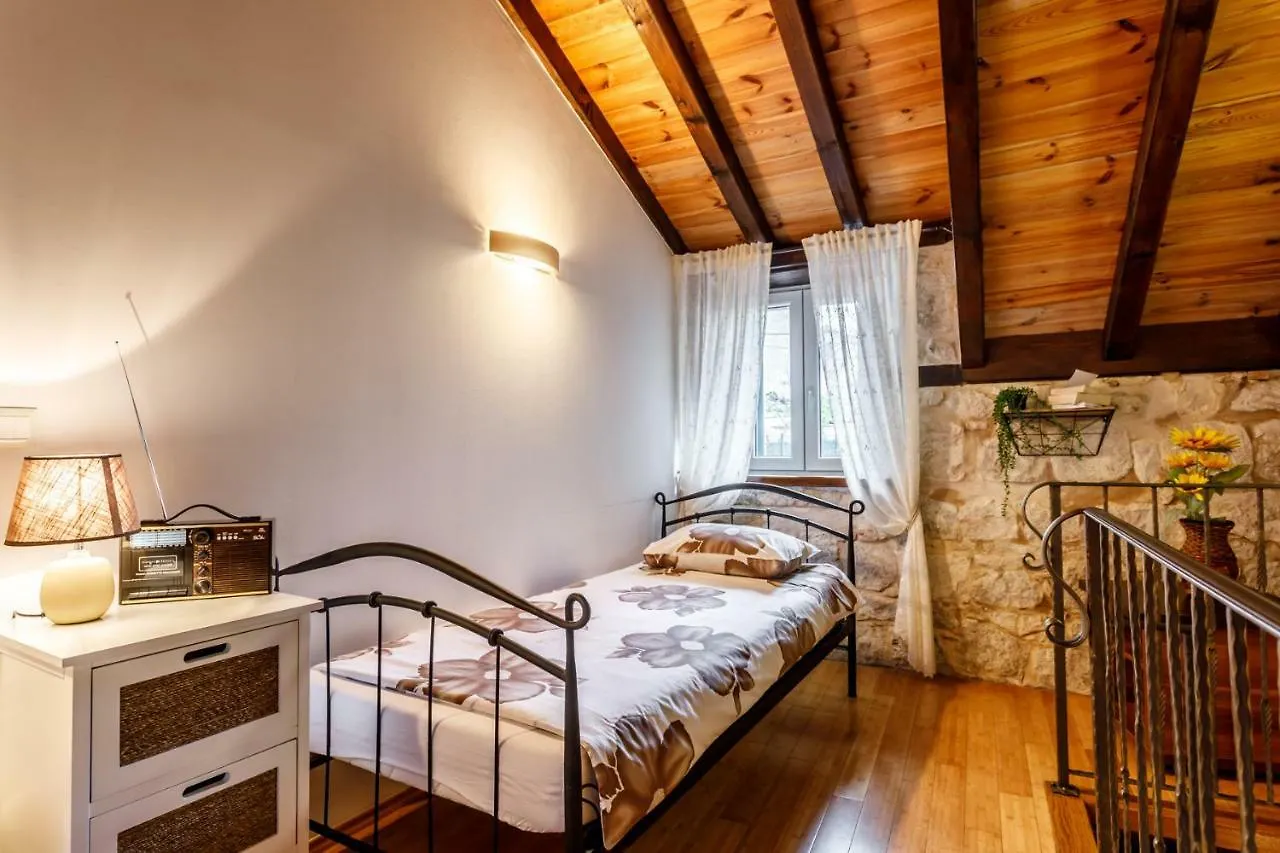 Villa Saint Lucas 스플리트 0*,